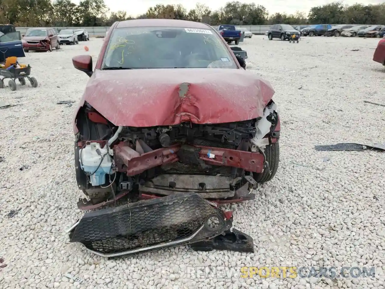 9 Photograph of a damaged car 3MYDLBYV3LY715435 TOYOTA YARIS 2020