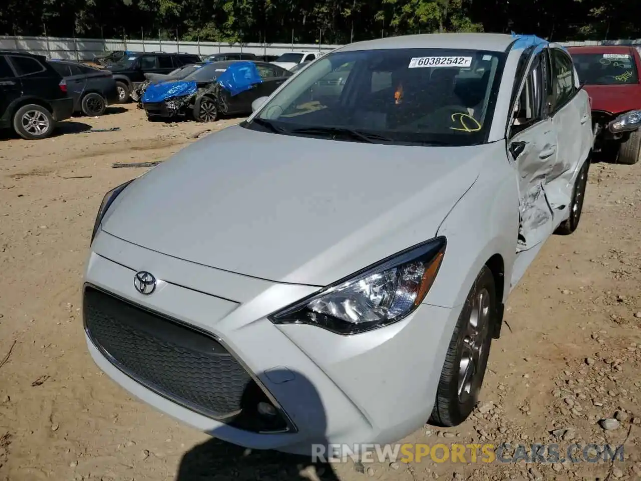 2 Photograph of a damaged car 3MYDLBYV5LY707689 TOYOTA YARIS 2020