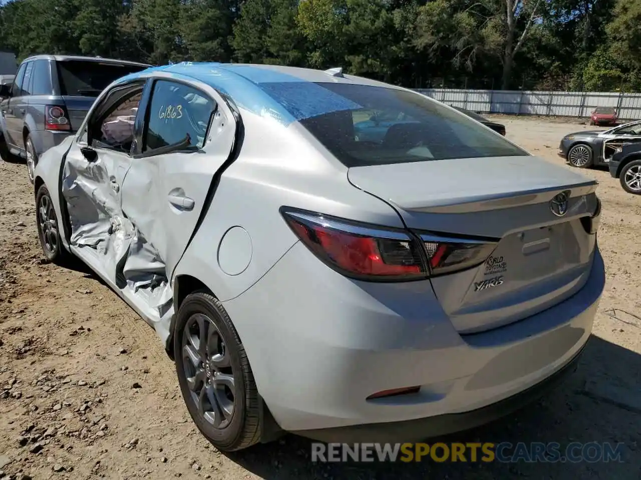 3 Photograph of a damaged car 3MYDLBYV5LY707689 TOYOTA YARIS 2020