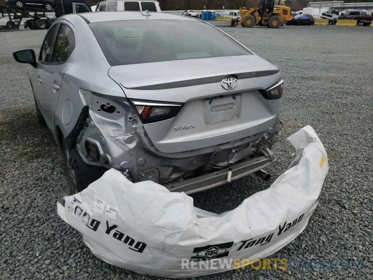 9 Photograph of a damaged car 3MYDLBYV5LY709331 TOYOTA YARIS 2020