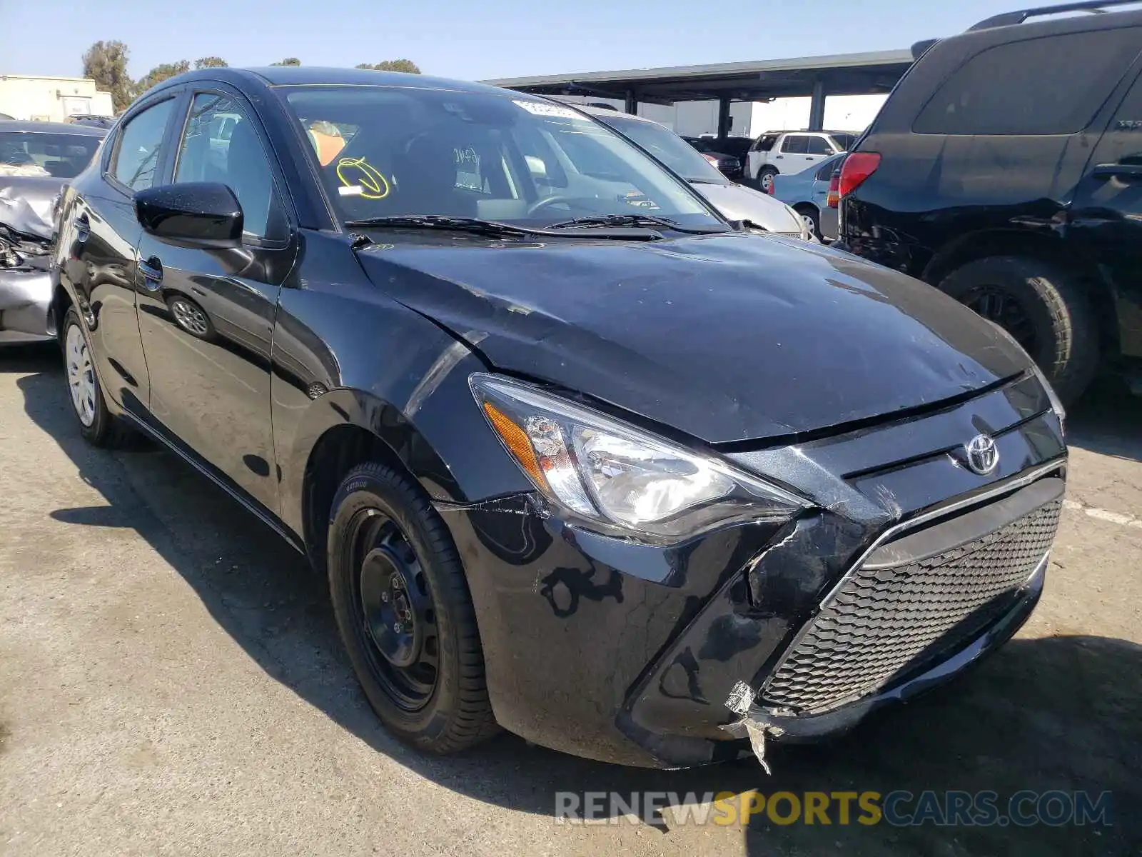 1 Photograph of a damaged car 3MYDLBYV6LY711587 TOYOTA YARIS 2020