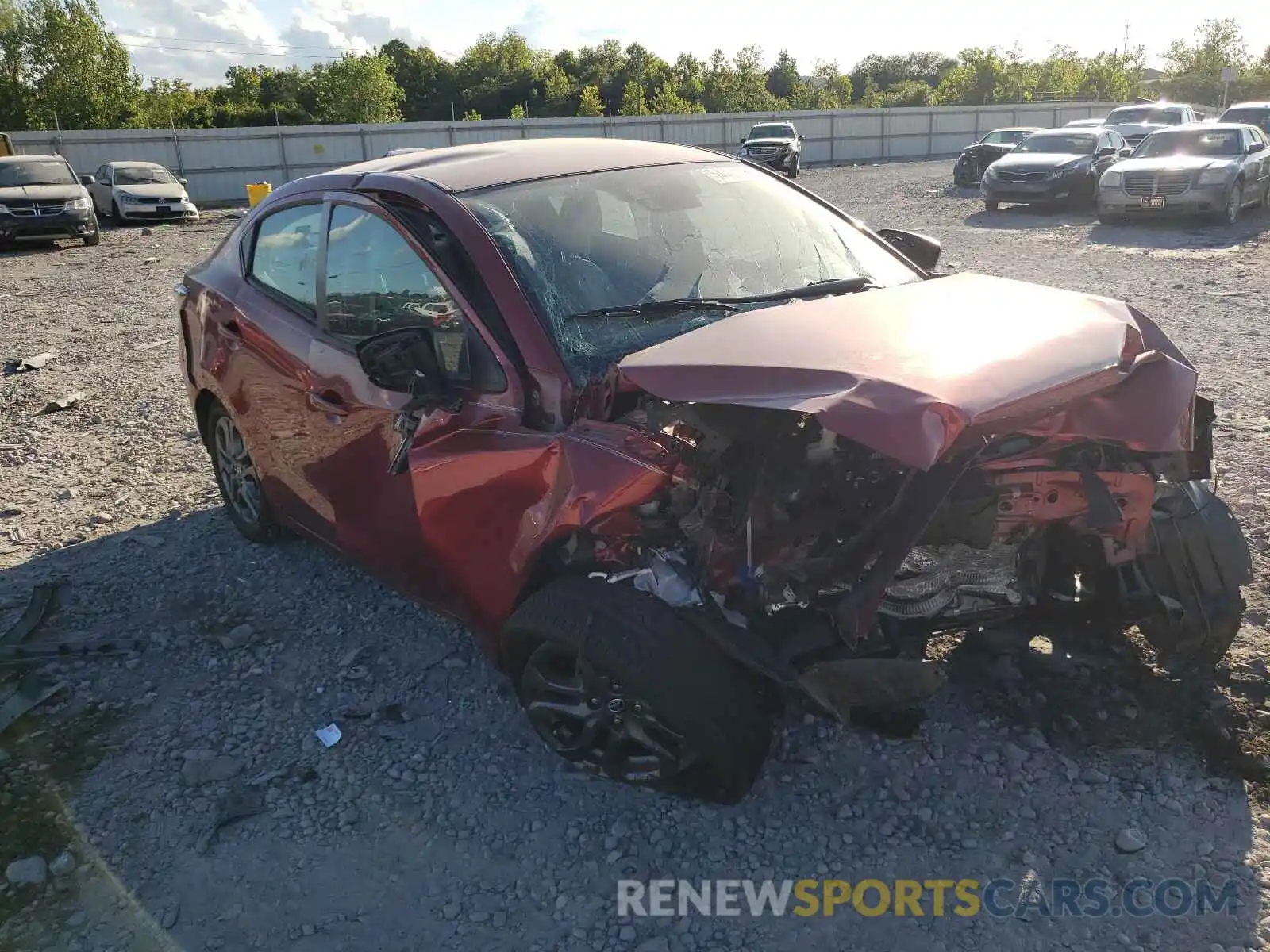 1 Photograph of a damaged car 3MYDLBYV6LY717180 TOYOTA YARIS 2020