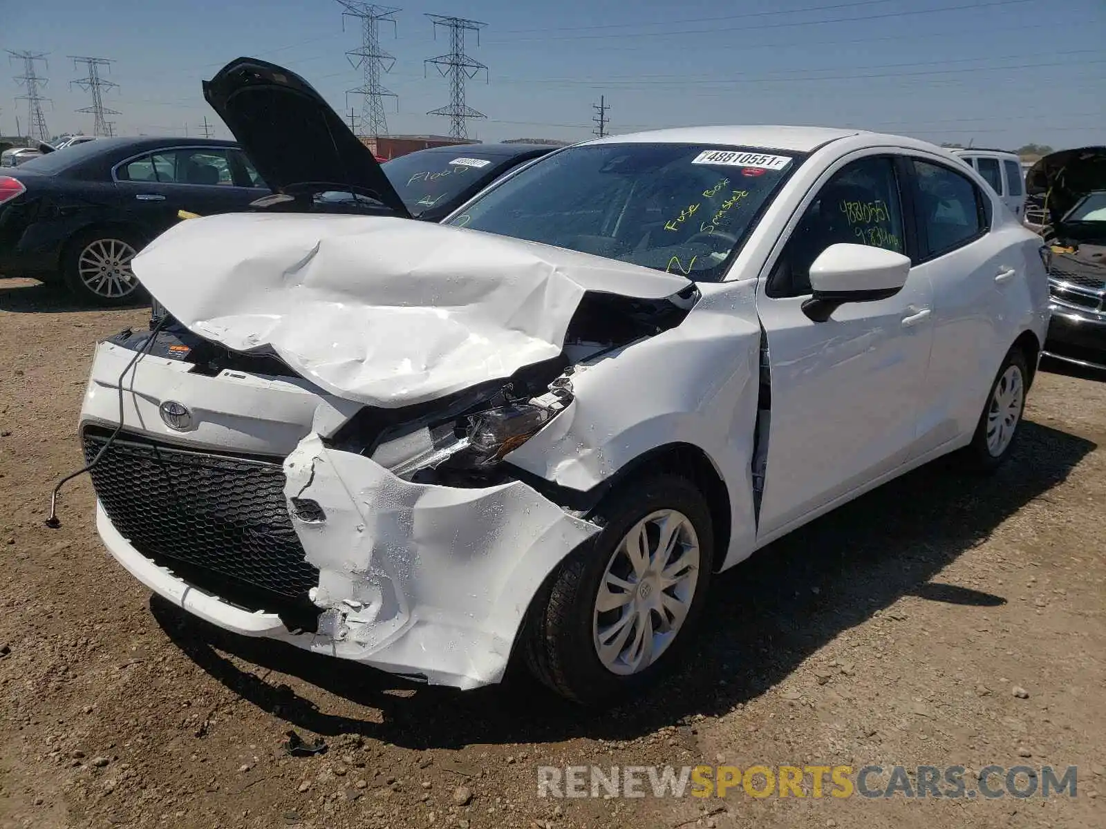 2 Photograph of a damaged car 3MYDLBYV7LY710660 TOYOTA YARIS 2020