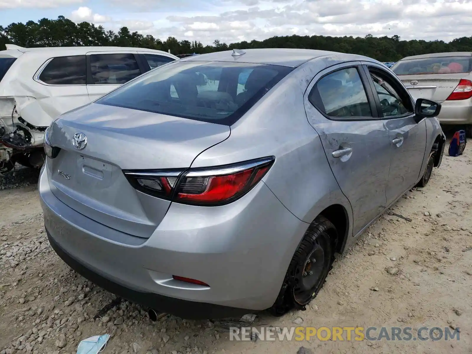 4 Photograph of a damaged car 3MYDLBYV7LY712019 TOYOTA YARIS 2020