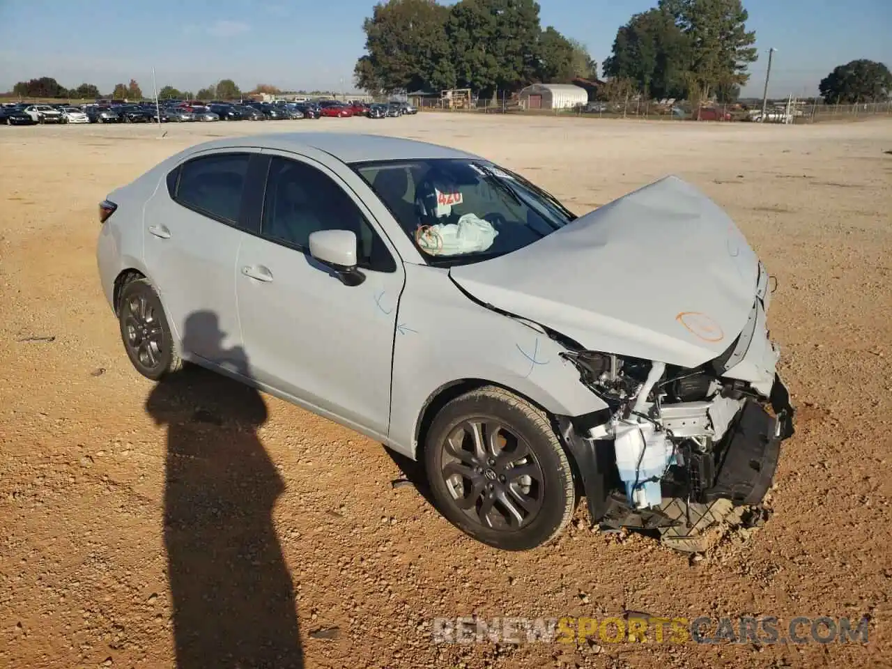 1 Photograph of a damaged car 3MYDLBYVXLY700205 TOYOTA YARIS 2020