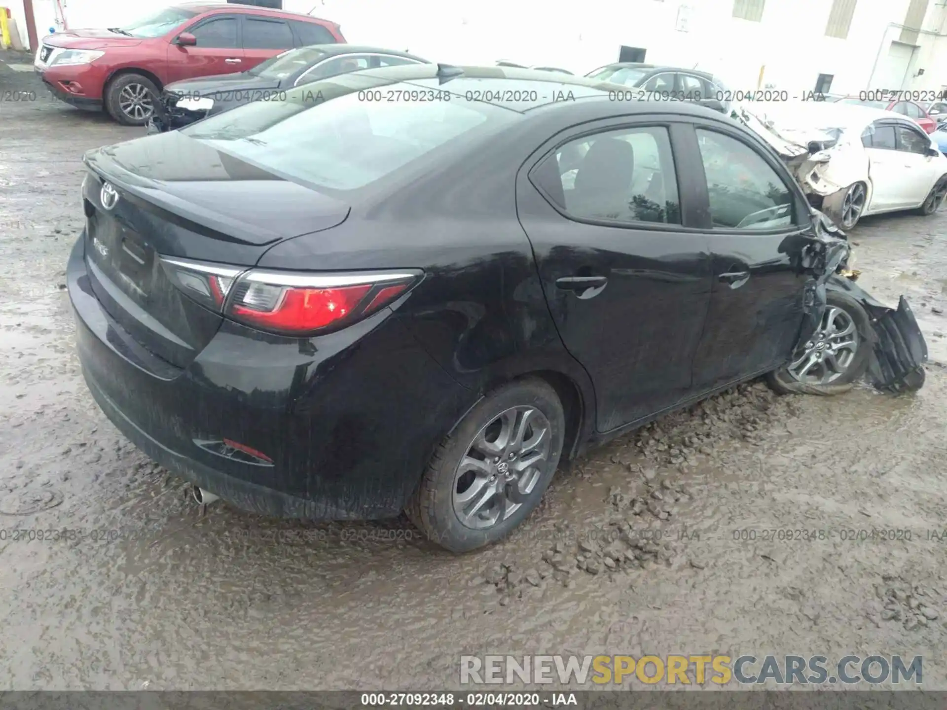 4 Photograph of a damaged car 3MYDLBYVXLY706618 TOYOTA YARIS 2020