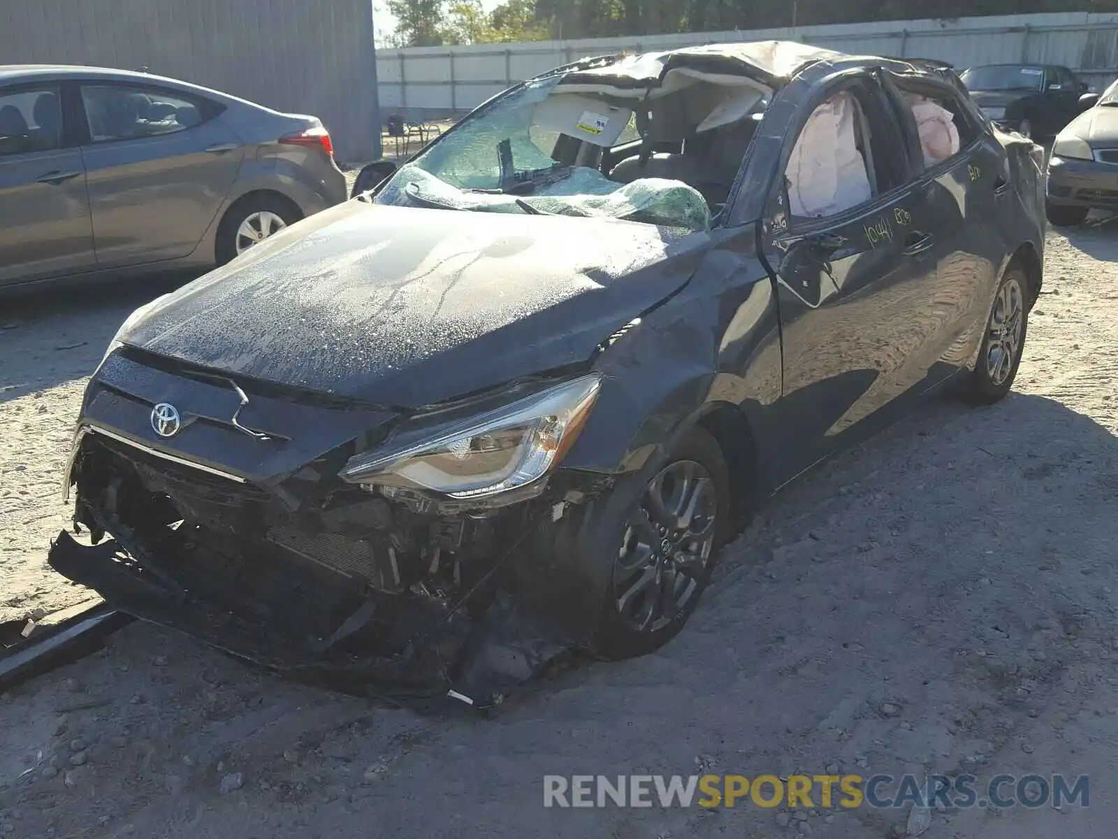 2 Photograph of a damaged car 3MYDLBYVXLY709907 TOYOTA YARIS 2020