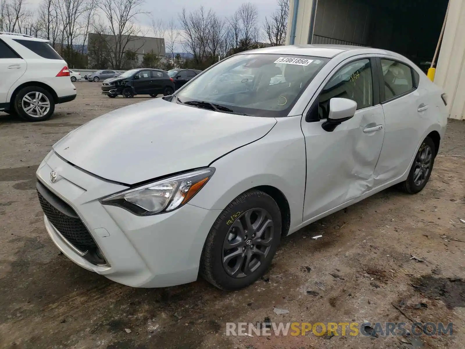 2 Фотография поврежденного автомобиля 3MYDLBYVXLY711687 TOYOTA YARIS 2020