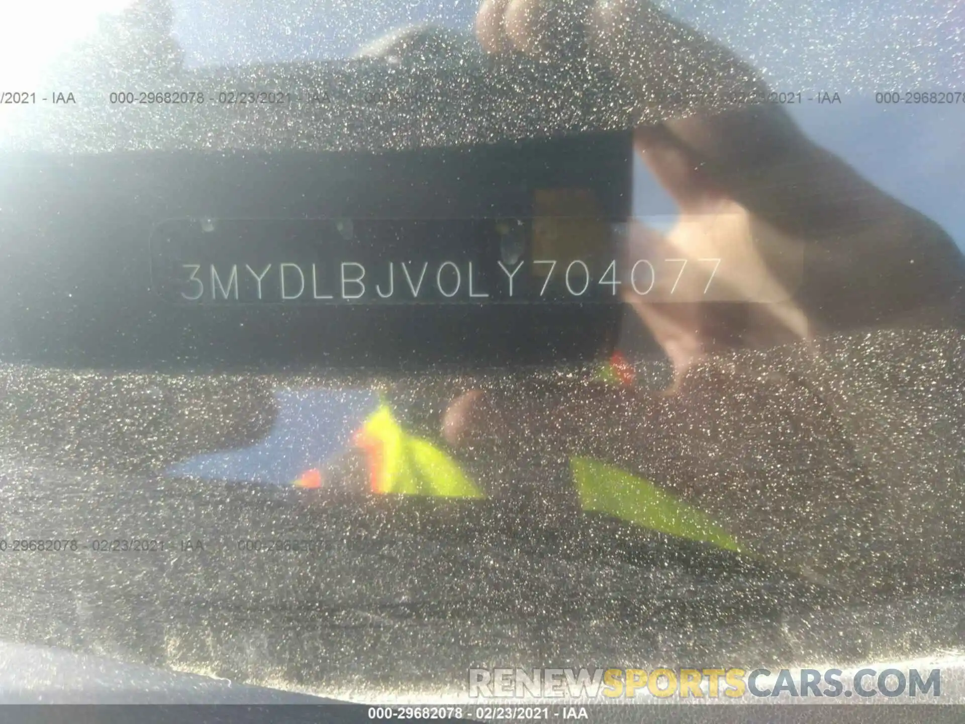9 Photograph of a damaged car 3MYDLBJV0LY704077 TOYOTA YARIS HATCHBACK 2020