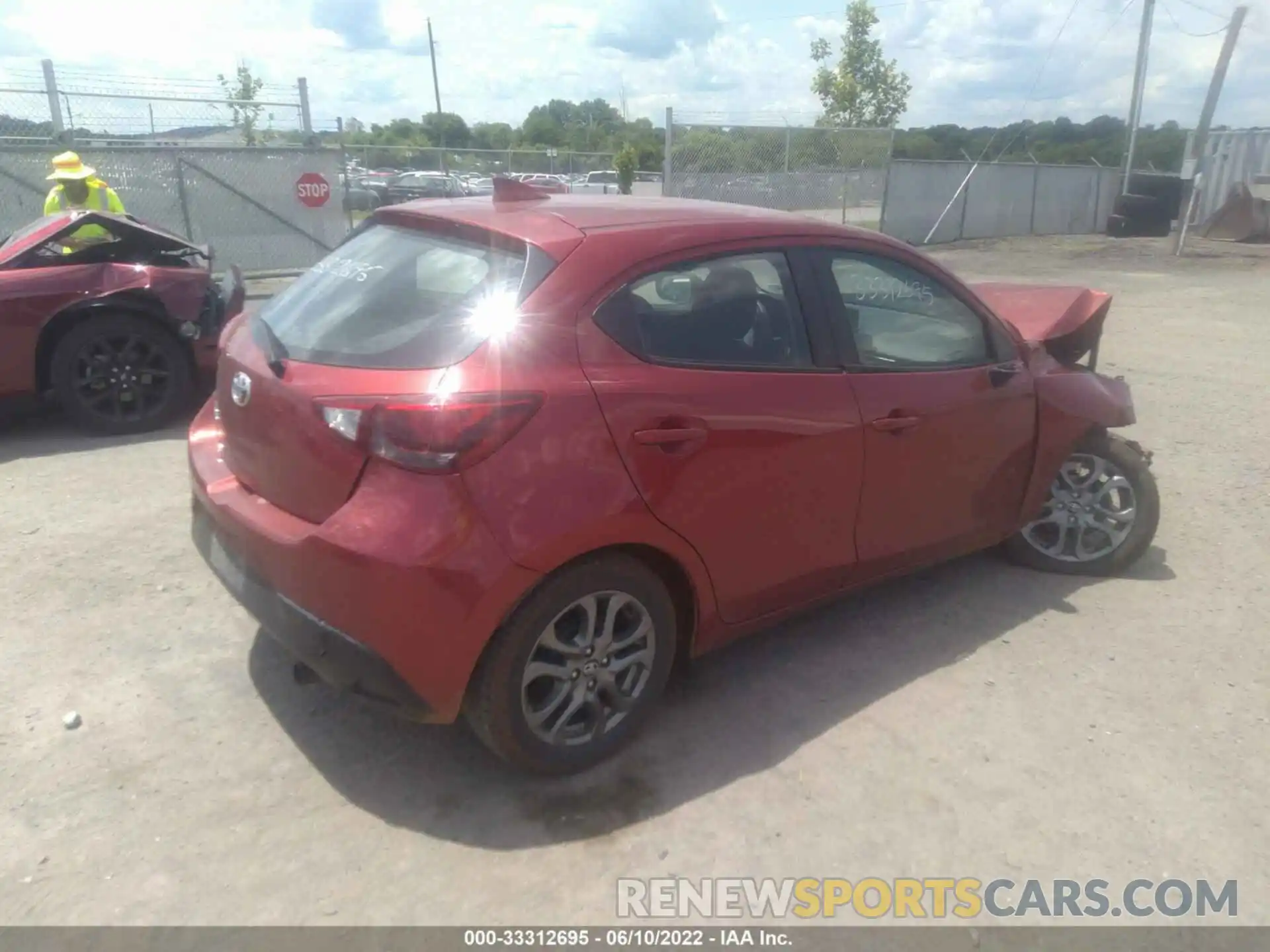 4 Photograph of a damaged car 3MYDLBJV0LY704273 TOYOTA YARIS HATCHBACK 2020