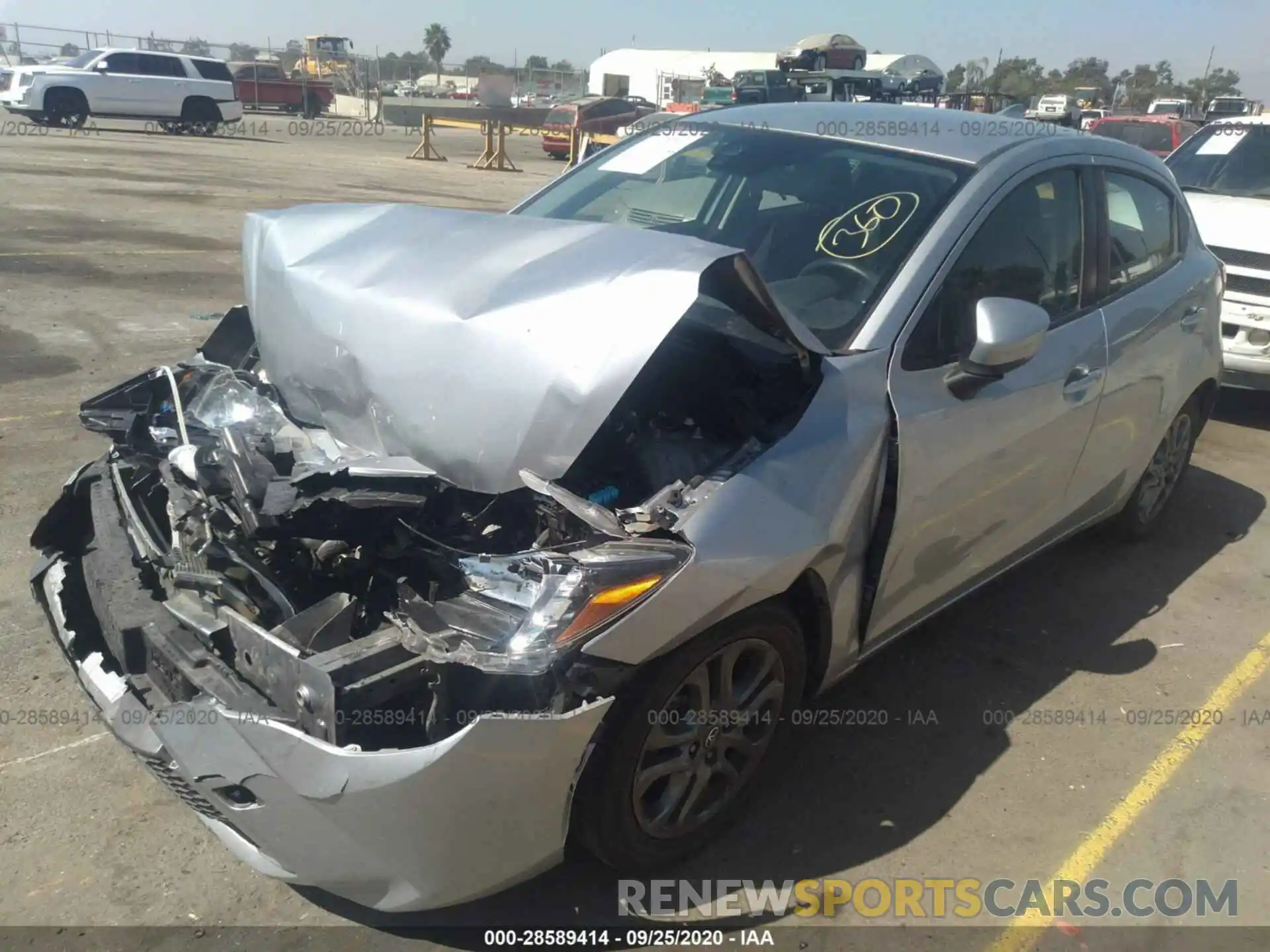 2 Photograph of a damaged car 3MYDLBJV1LY701494 TOYOTA YARIS HATCHBACK 2020