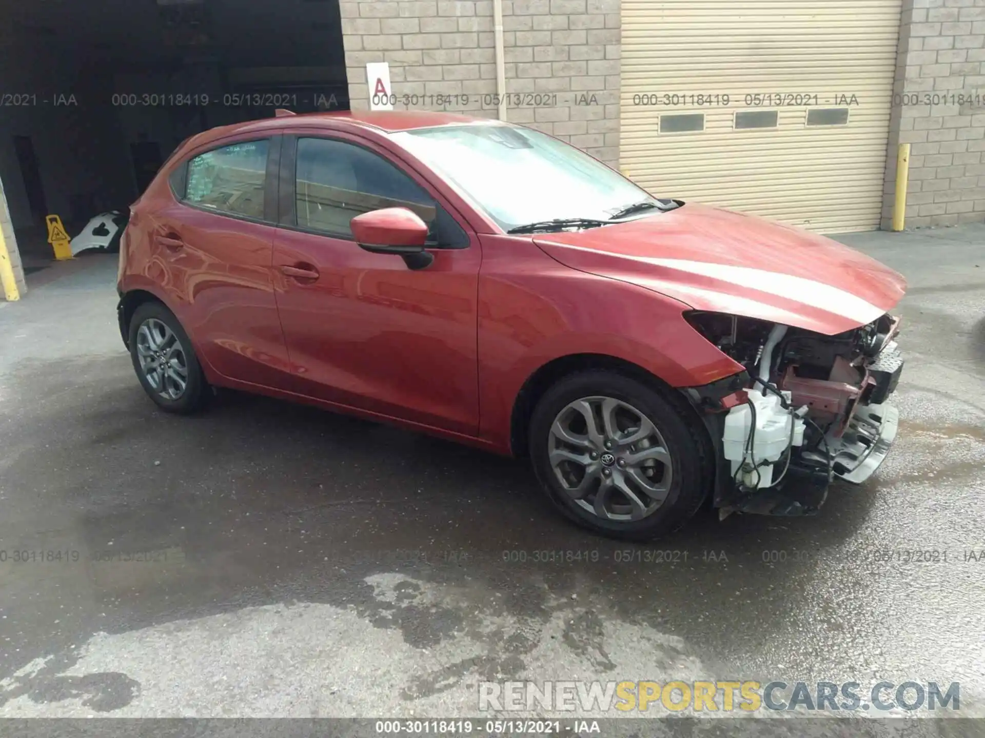 1 Photograph of a damaged car 3MYDLBJV1LY704637 TOYOTA YARIS HATCHBACK 2020