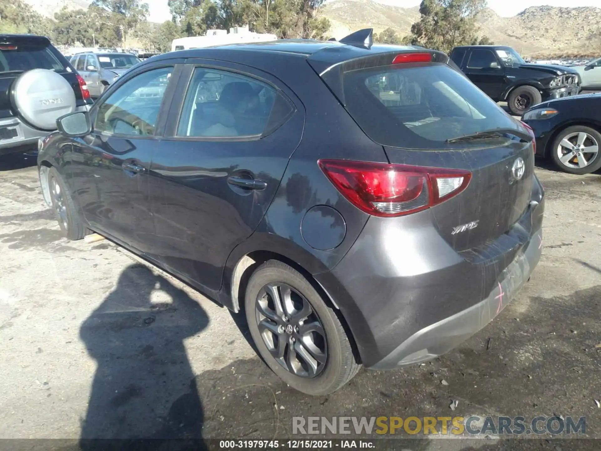 3 Photograph of a damaged car 3MYDLBJV2LY702136 TOYOTA YARIS HATCHBACK 2020