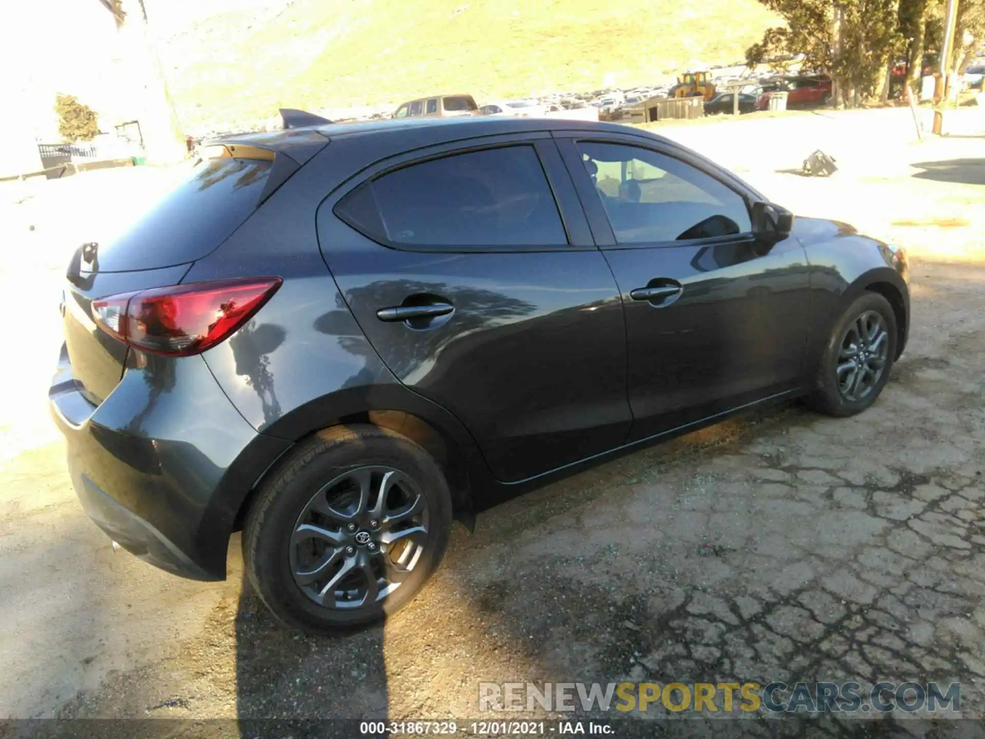 4 Photograph of a damaged car 3MYDLBJV2LY705876 TOYOTA YARIS HATCHBACK 2020