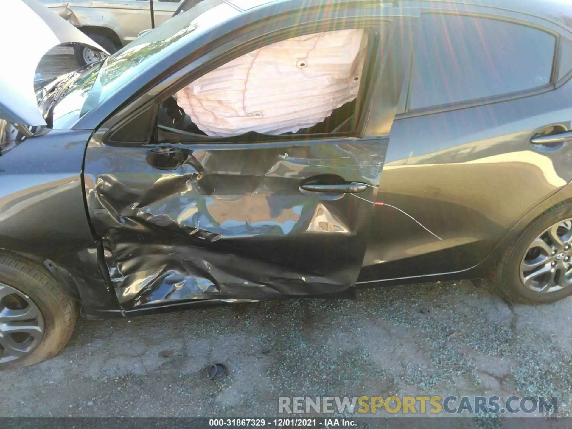 6 Photograph of a damaged car 3MYDLBJV2LY705876 TOYOTA YARIS HATCHBACK 2020