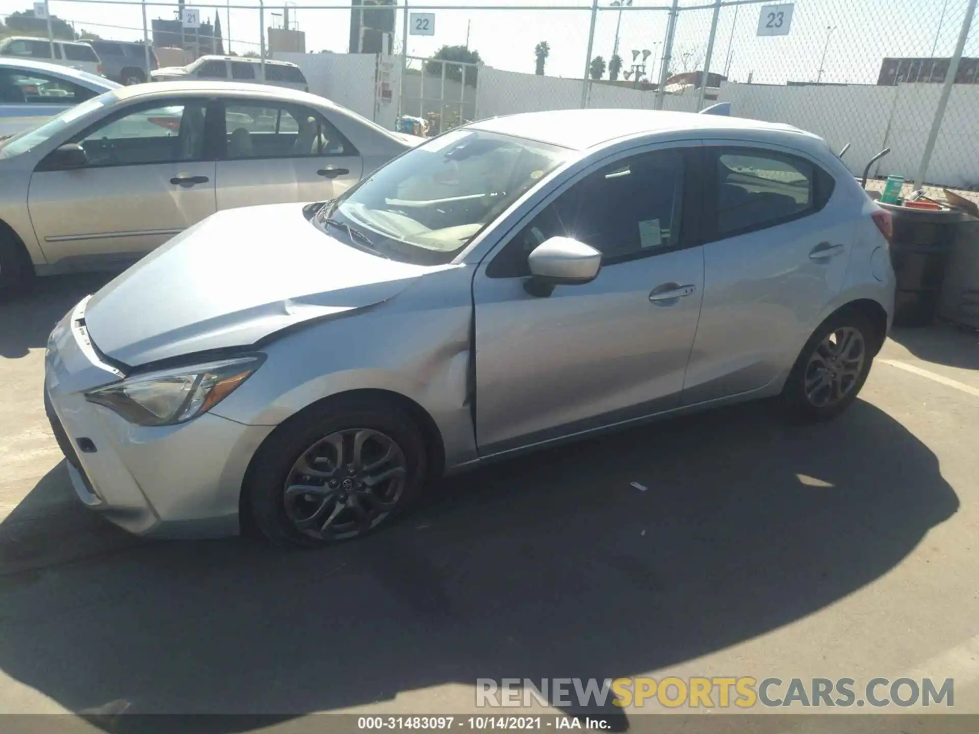 2 Photograph of a damaged car 3MYDLBJV3LY701500 TOYOTA YARIS HATCHBACK 2020