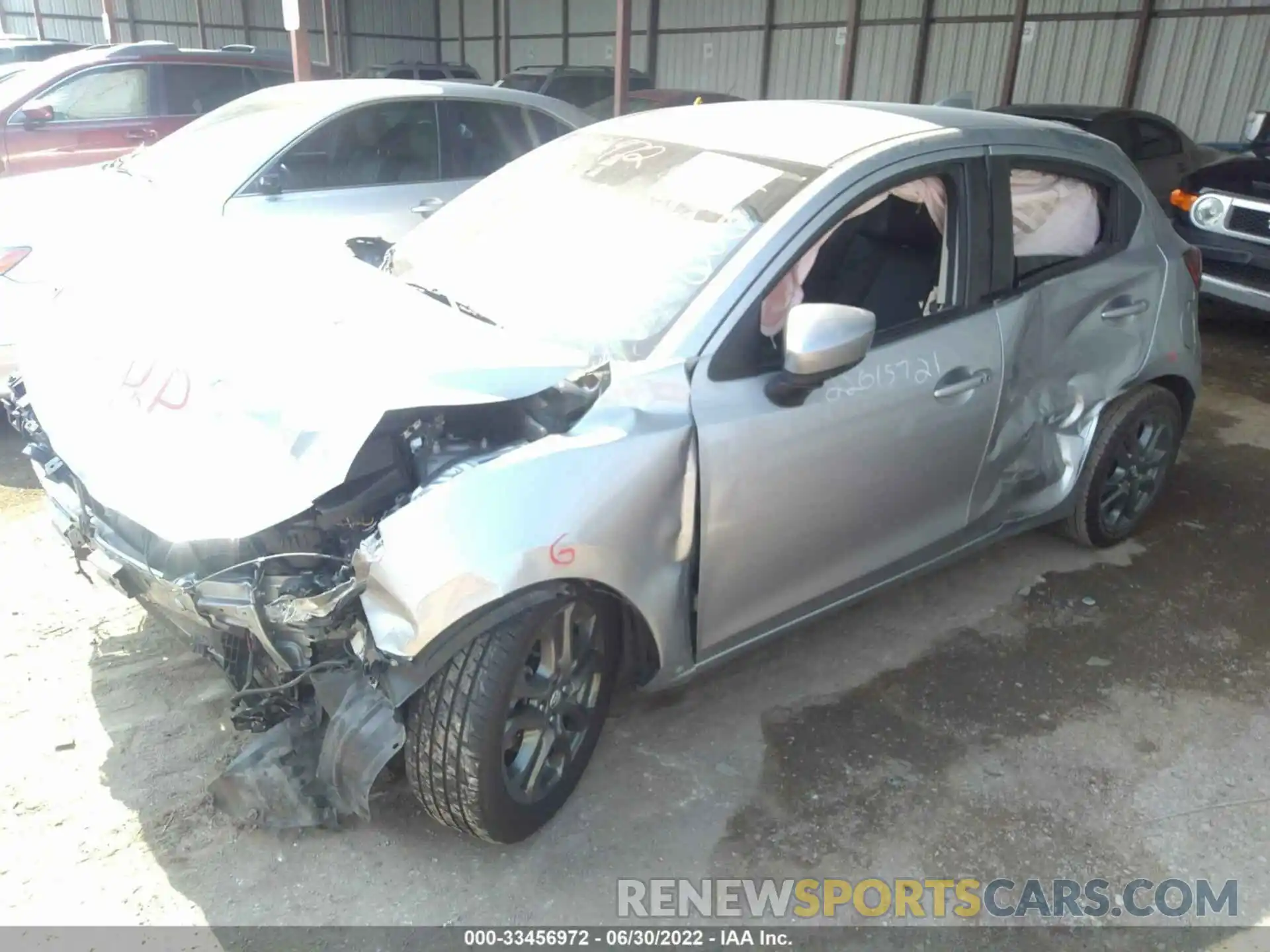 2 Photograph of a damaged car 3MYDLBJV3LY702713 TOYOTA YARIS HATCHBACK 2020