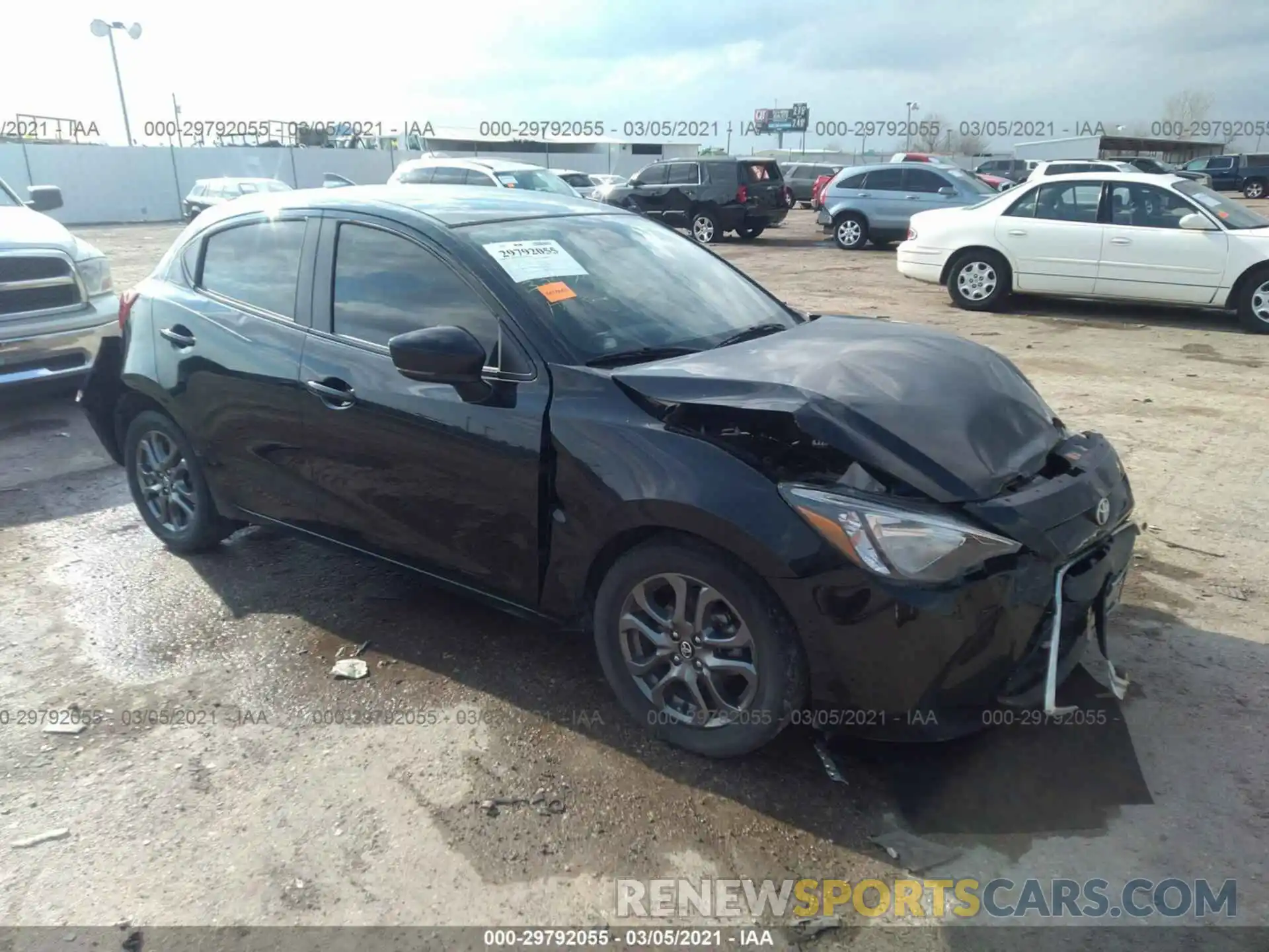 1 Photograph of a damaged car 3MYDLBJV4LY701313 TOYOTA YARIS HATCHBACK 2020