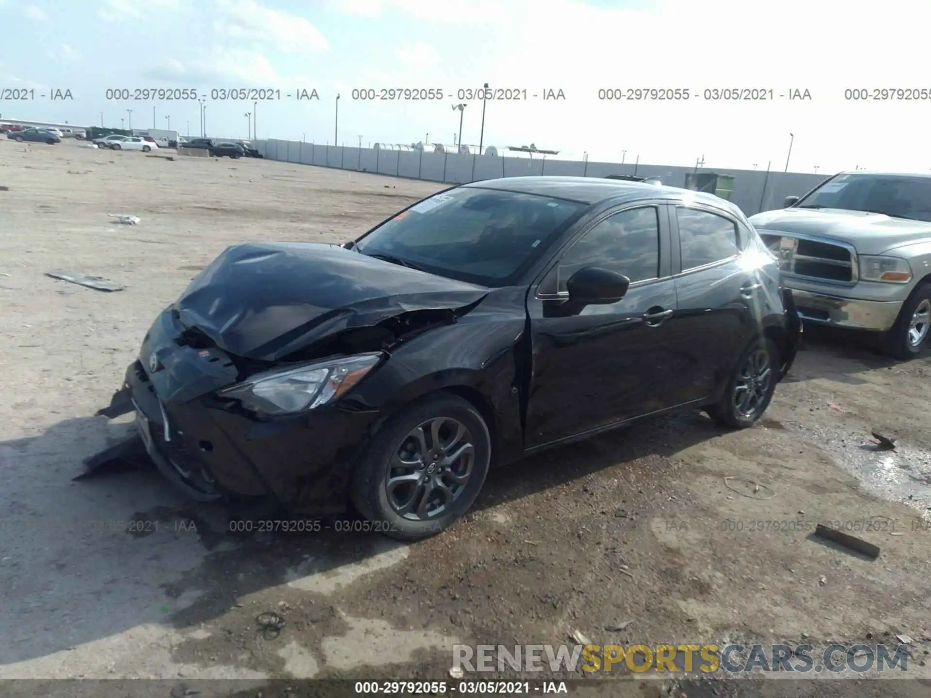 2 Photograph of a damaged car 3MYDLBJV4LY701313 TOYOTA YARIS HATCHBACK 2020