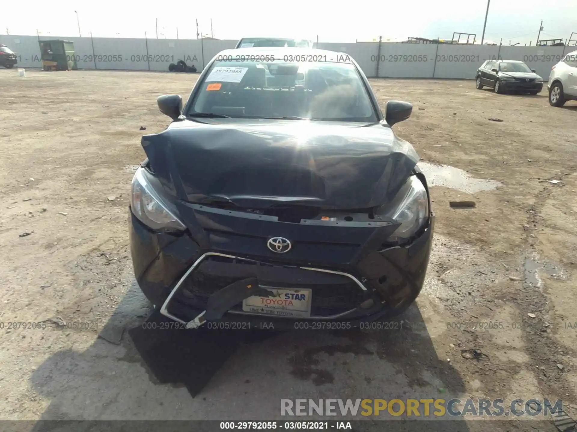 6 Photograph of a damaged car 3MYDLBJV4LY701313 TOYOTA YARIS HATCHBACK 2020