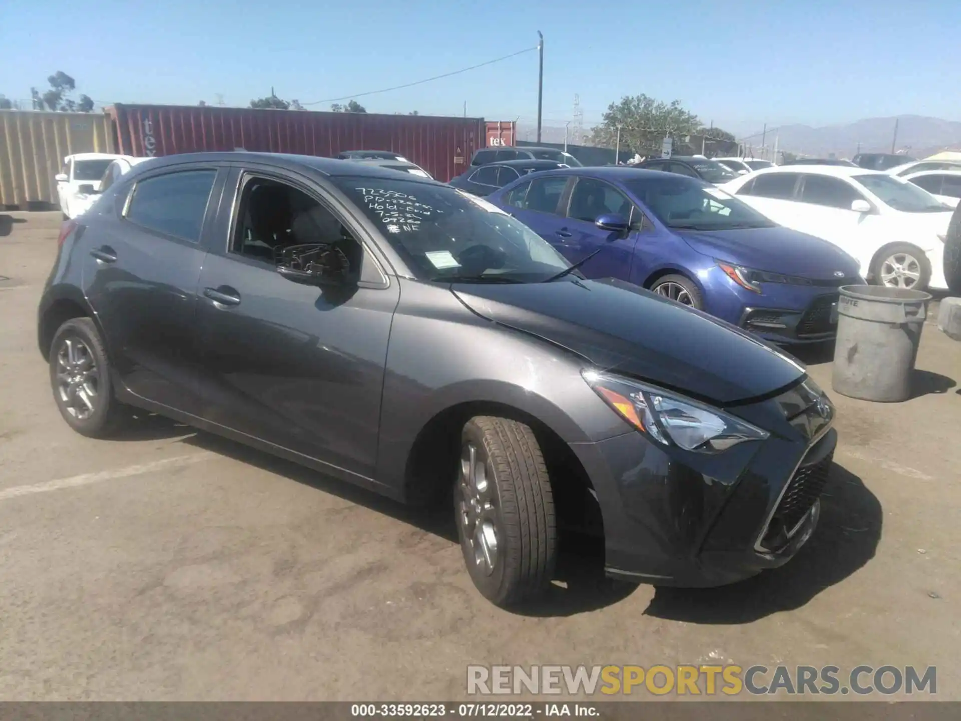 1 Photograph of a damaged car 3MYDLBJV4LY704602 TOYOTA YARIS HATCHBACK 2020