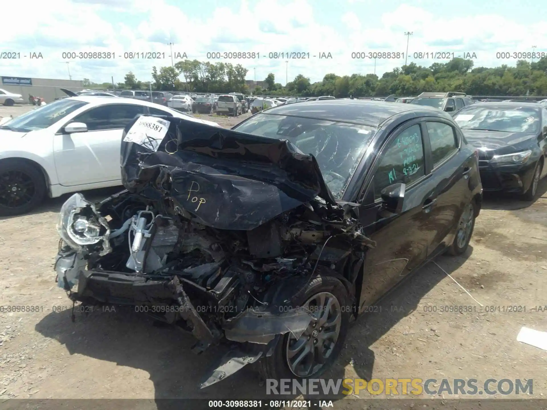 2 Photograph of a damaged car 3MYDLBJV5LY704463 TOYOTA YARIS HATCHBACK 2020