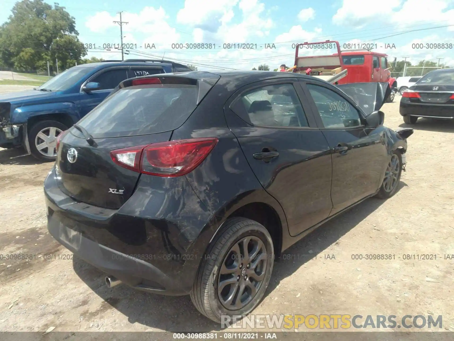 4 Photograph of a damaged car 3MYDLBJV5LY704463 TOYOTA YARIS HATCHBACK 2020