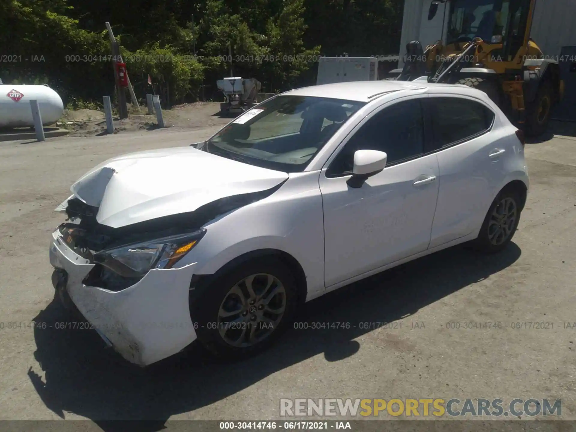 2 Photograph of a damaged car 3MYDLBJV5LY704821 TOYOTA YARIS HATCHBACK 2020