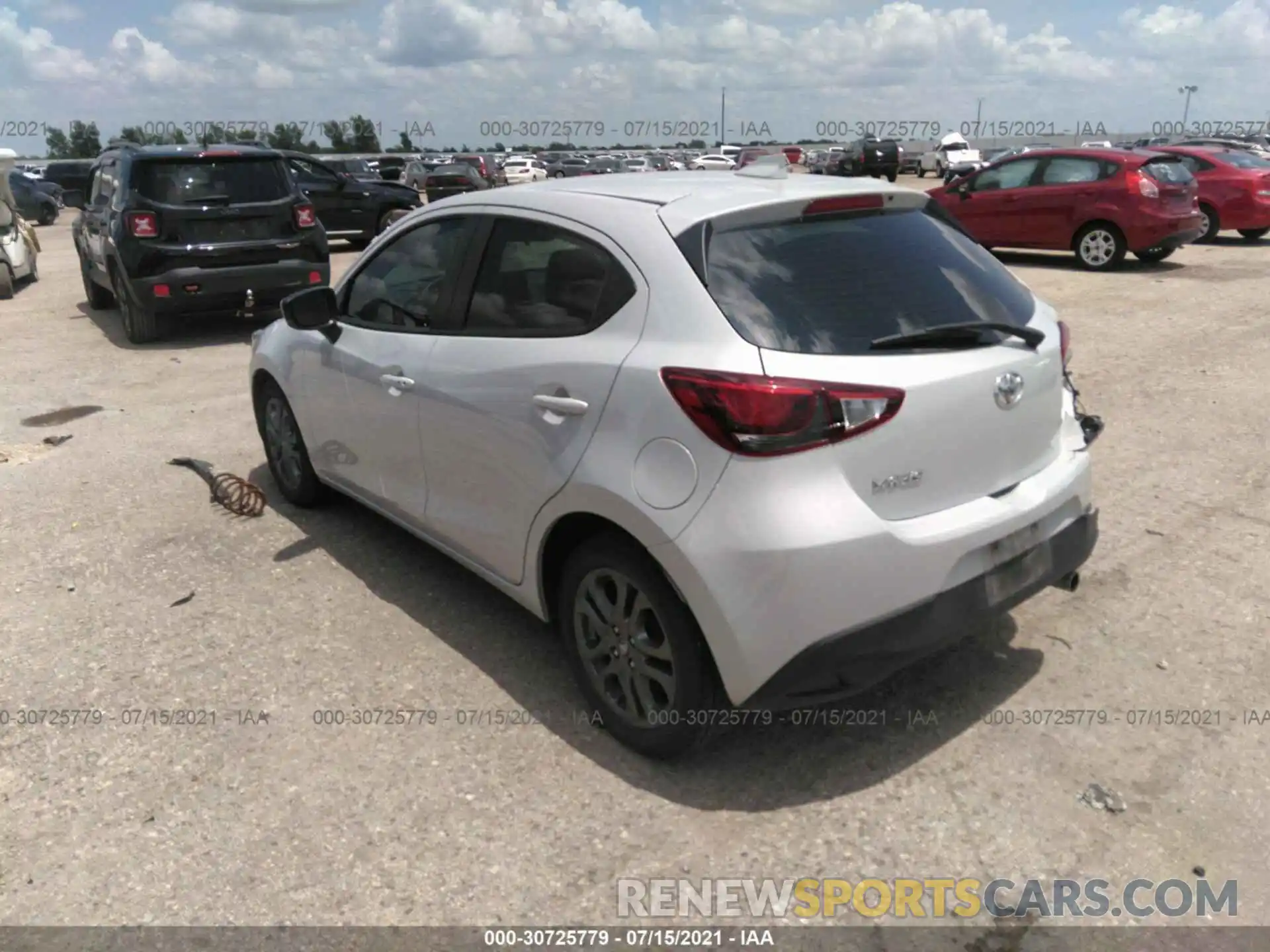 3 Photograph of a damaged car 3MYDLBJV5LY705385 TOYOTA YARIS HATCHBACK 2020