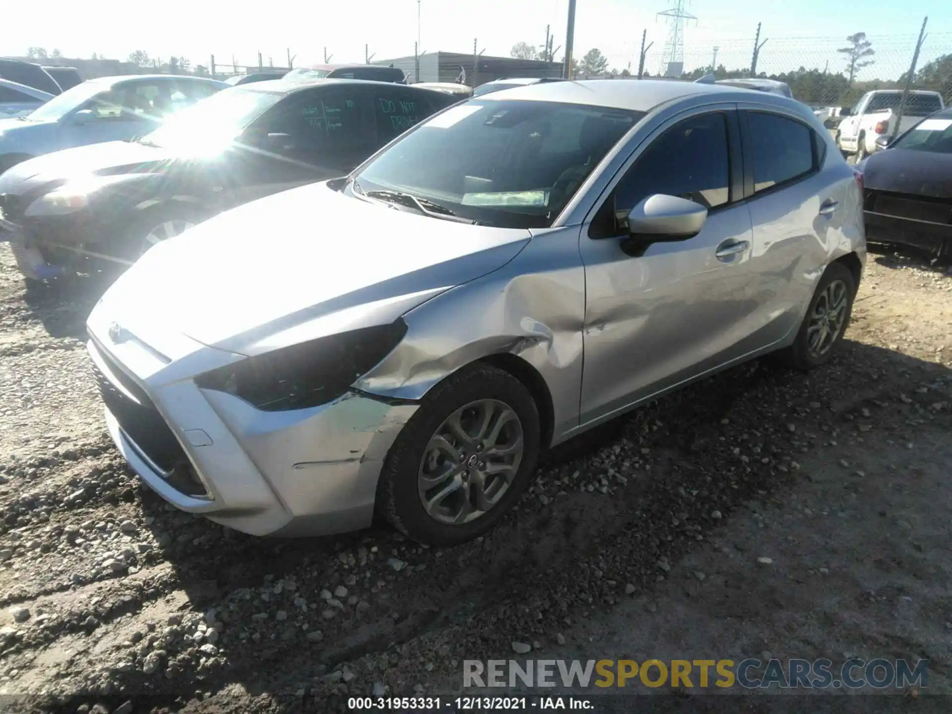 2 Photograph of a damaged car 3MYDLBJV5LY708173 TOYOTA YARIS HATCHBACK 2020