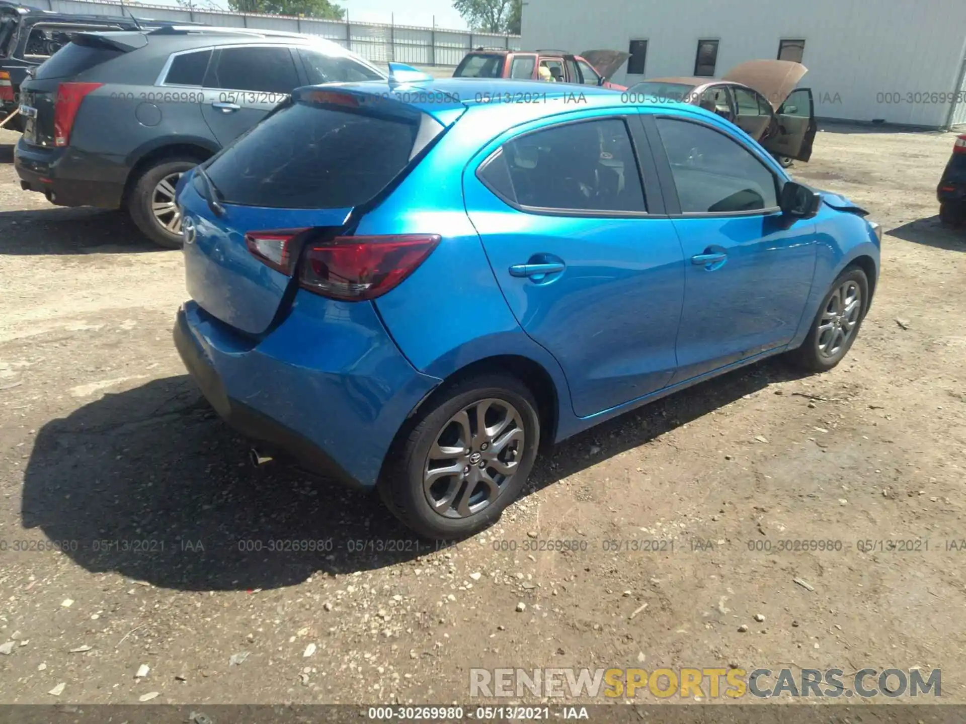 4 Photograph of a damaged car 3MYDLBJV6LY717013 TOYOTA YARIS HATCHBACK 2020