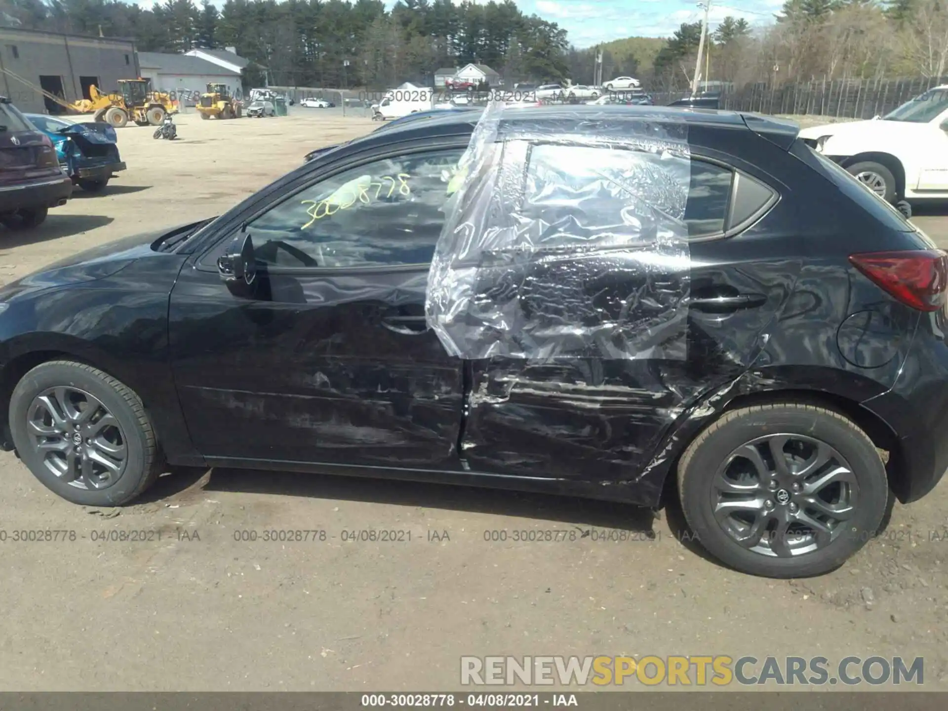 6 Photograph of a damaged car 3MYDLBJV7LY700852 TOYOTA YARIS HATCHBACK 2020