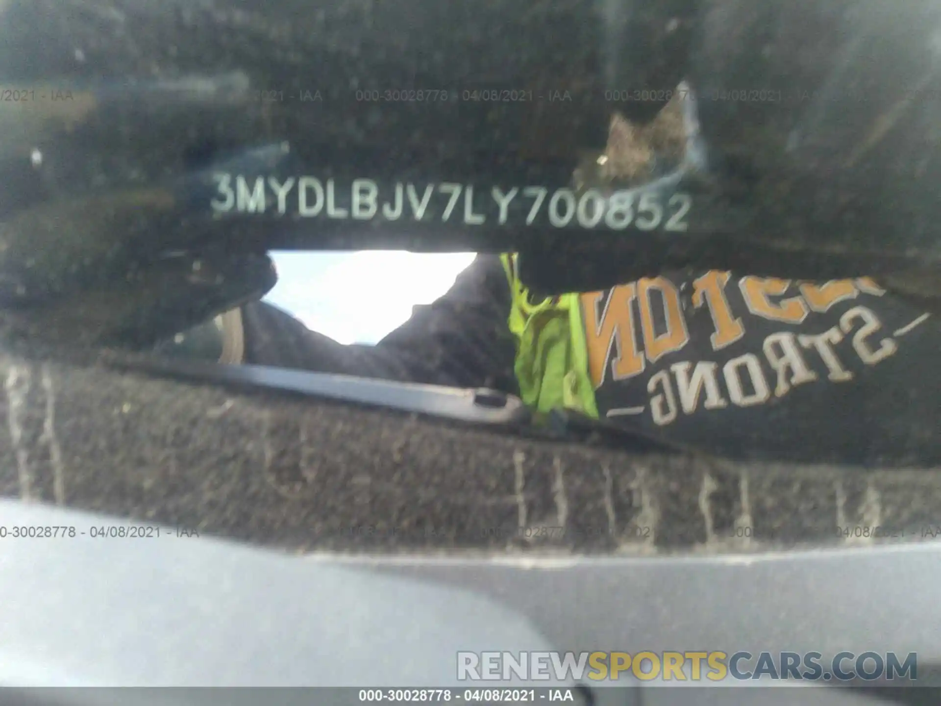 9 Photograph of a damaged car 3MYDLBJV7LY700852 TOYOTA YARIS HATCHBACK 2020