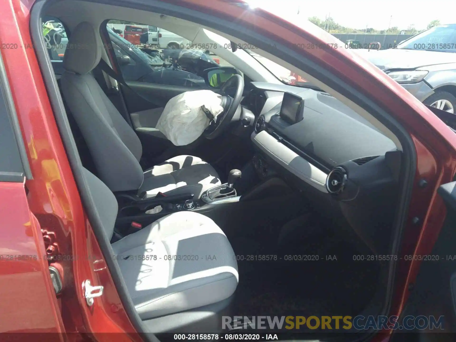 5 Photograph of a damaged car 3MYDLBJV7LY703010 TOYOTA YARIS HATCHBACK 2020