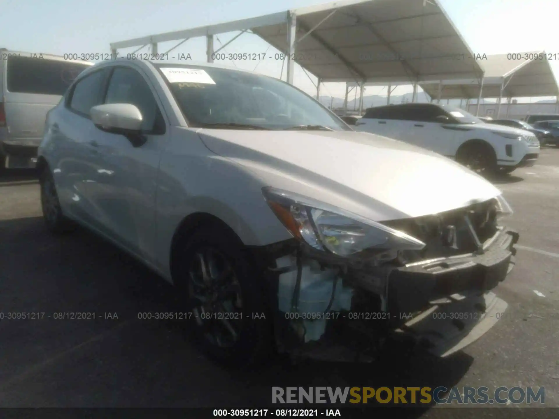 1 Photograph of a damaged car 3MYDLBJV7LY707185 TOYOTA YARIS HATCHBACK 2020