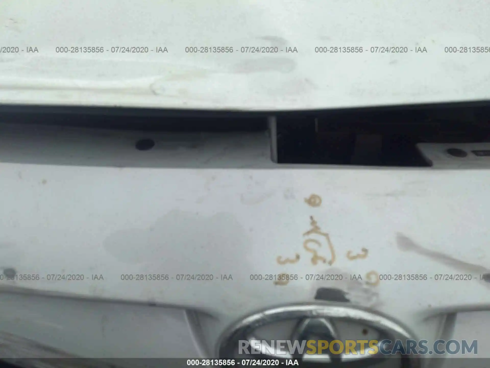 10 Photograph of a damaged car 3MYDLBJV8LY700777 TOYOTA YARIS HATCHBACK 2020