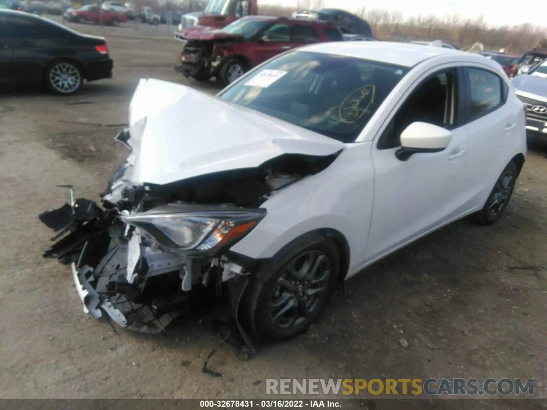 2 Photograph of a damaged car 3MYDLBJV8LY701038 TOYOTA YARIS HATCHBACK 2020