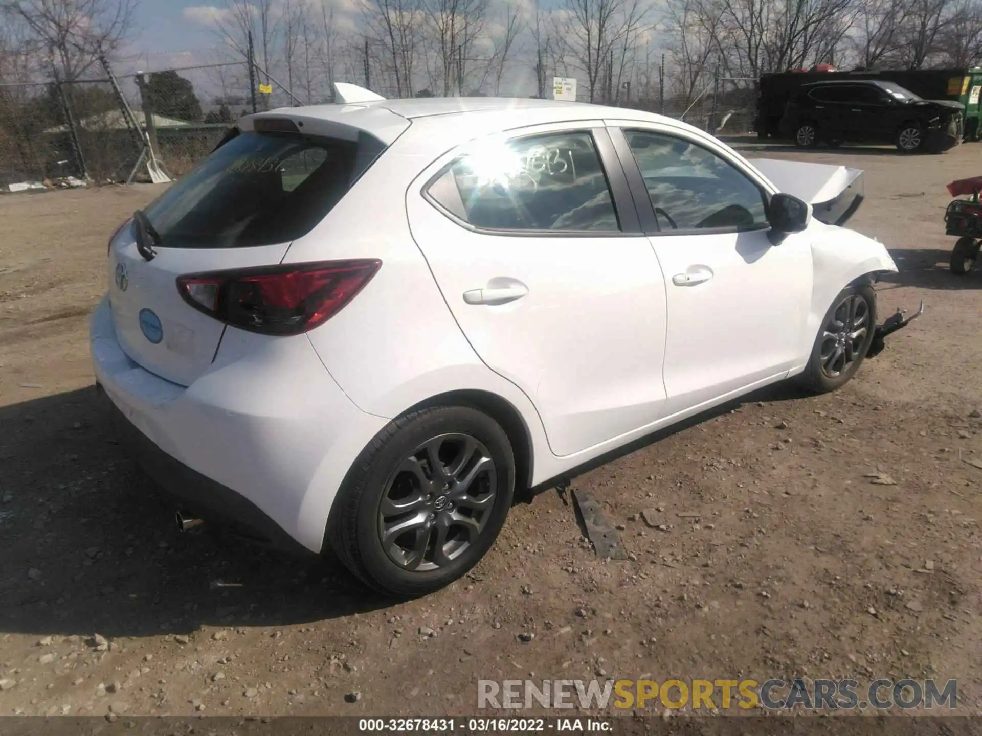 4 Photograph of a damaged car 3MYDLBJV8LY701038 TOYOTA YARIS HATCHBACK 2020