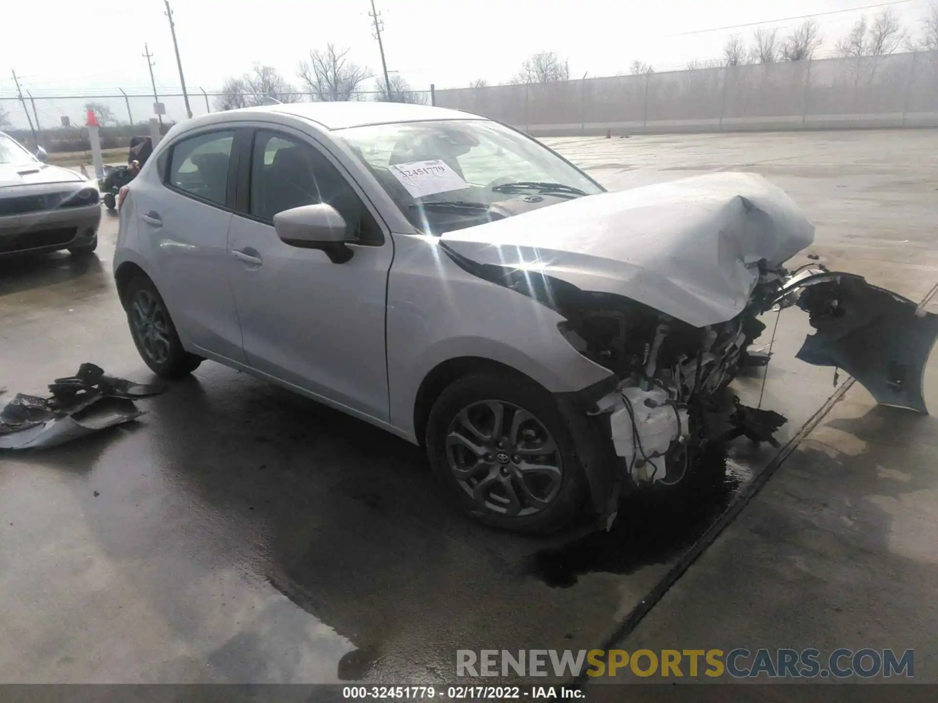 1 Photograph of a damaged car 3MYDLBJV8LY711391 TOYOTA YARIS HATCHBACK 2020