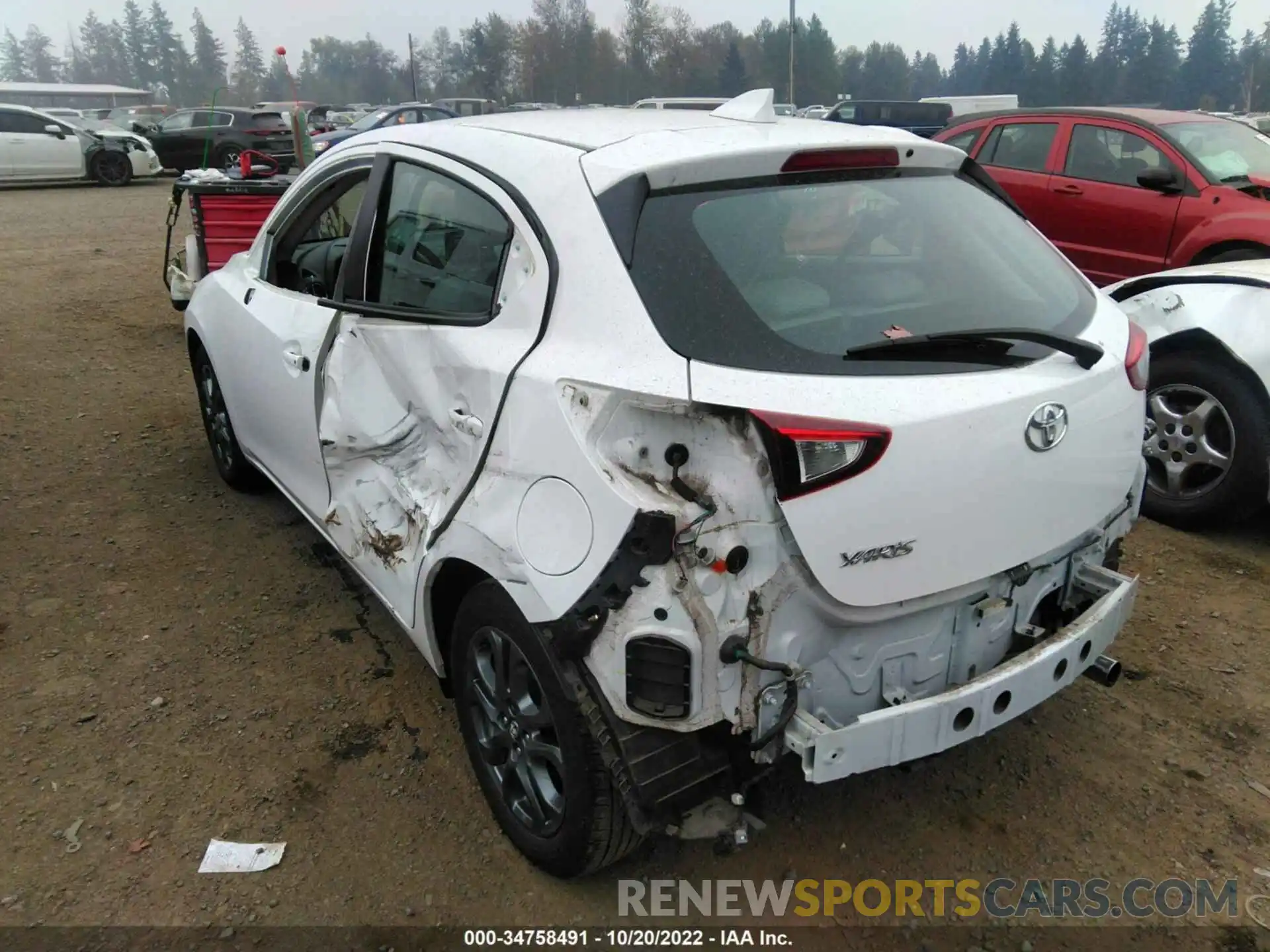 3 Photograph of a damaged car 3MYDLBJV9LY700674 TOYOTA YARIS HATCHBACK 2020