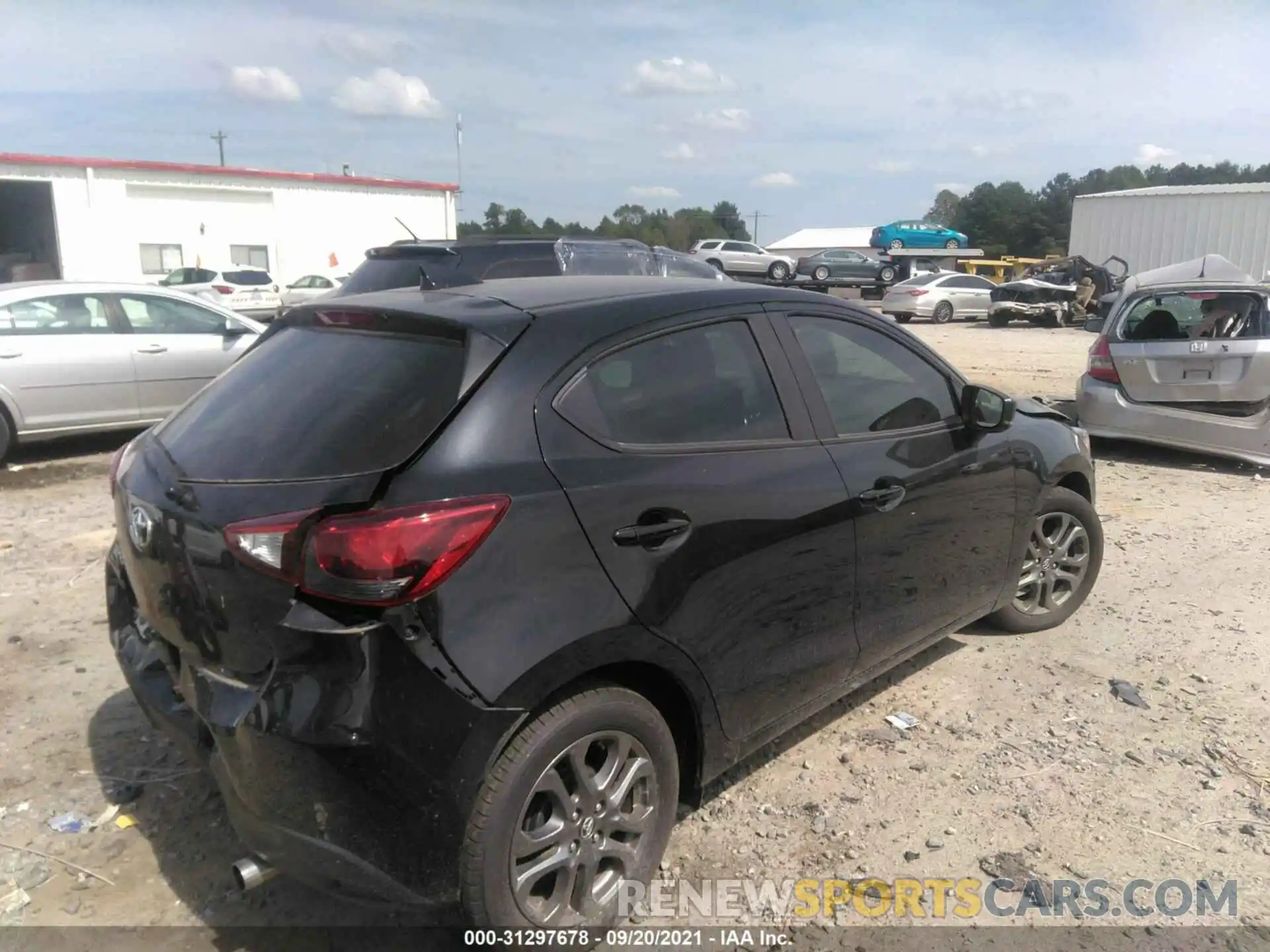 4 Photograph of a damaged car 3MYDLBJV9LY707866 TOYOTA YARIS HATCHBACK 2020