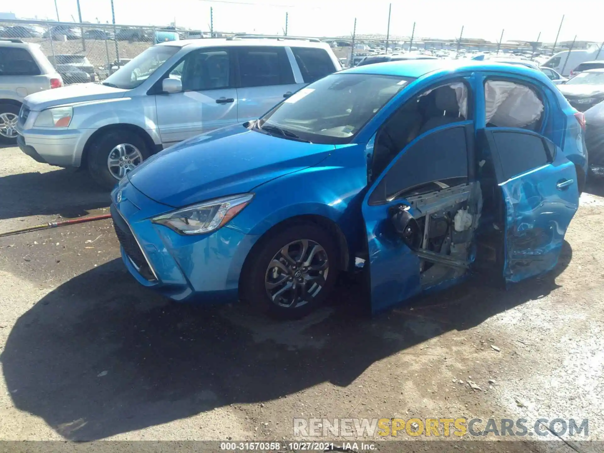 2 Photograph of a damaged car 3MYDLBJVXLY706886 TOYOTA YARIS HATCHBACK 2020