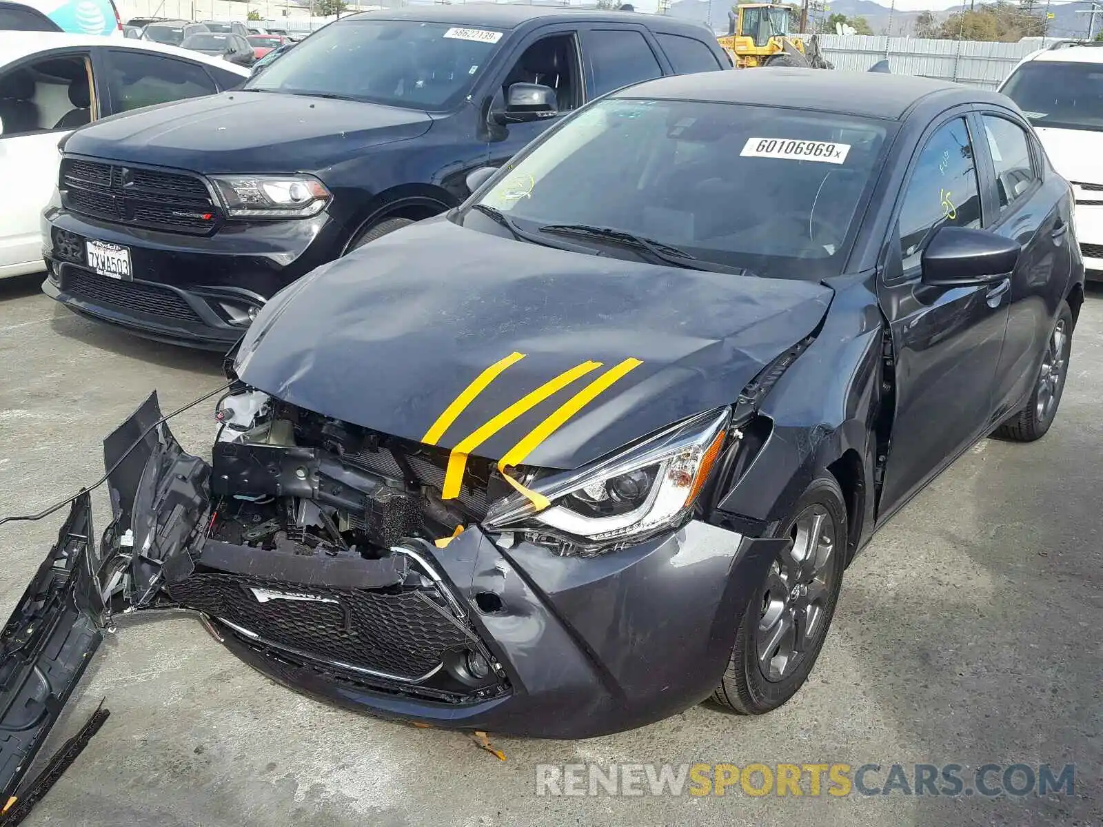 2 Photograph of a damaged car 3MYDLBJV2LY702475 TOYOTA YARIS LE 2020