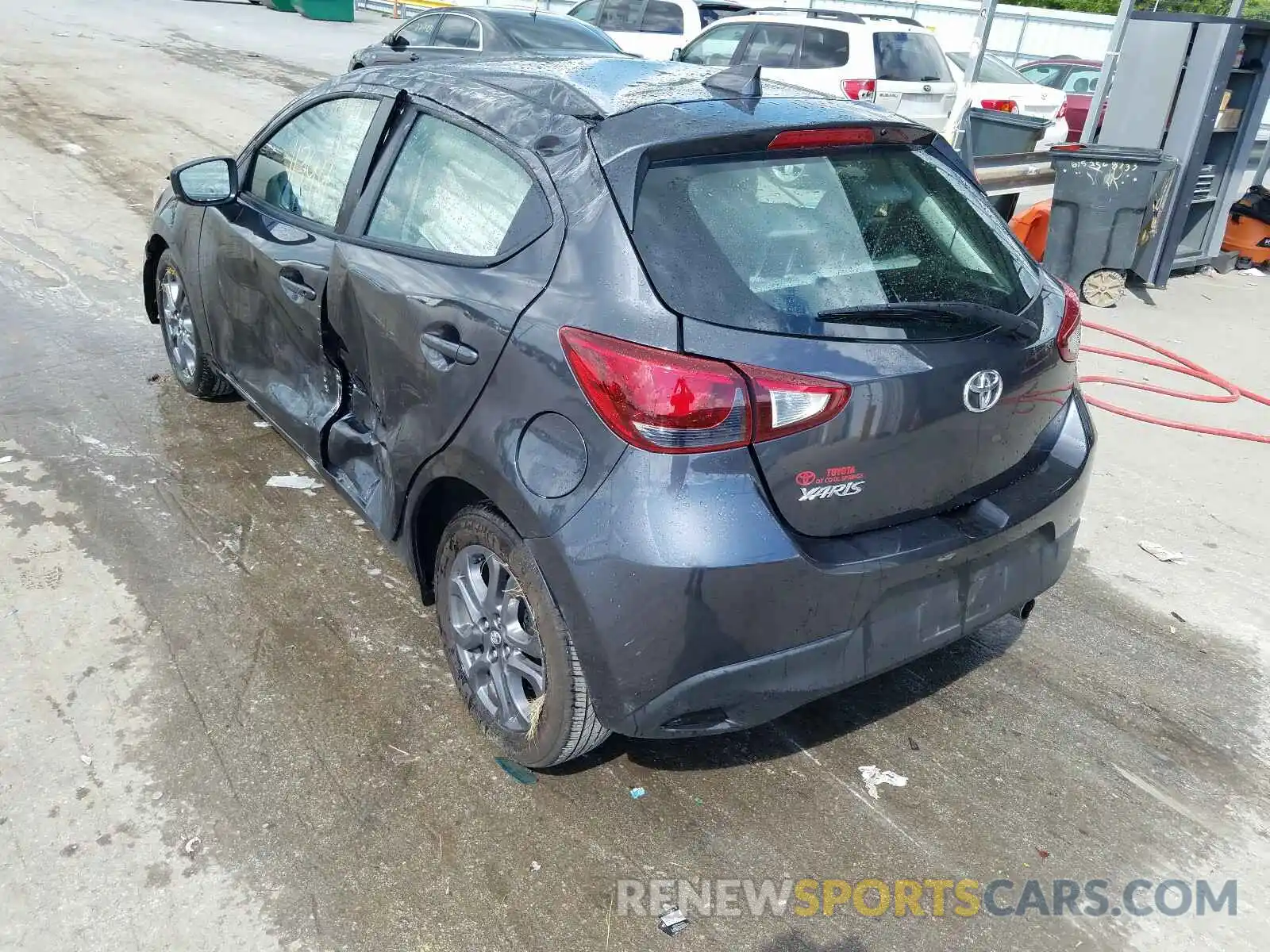 3 Photograph of a damaged car 3MYDLBJV3LY703327 TOYOTA YARIS LE 2020