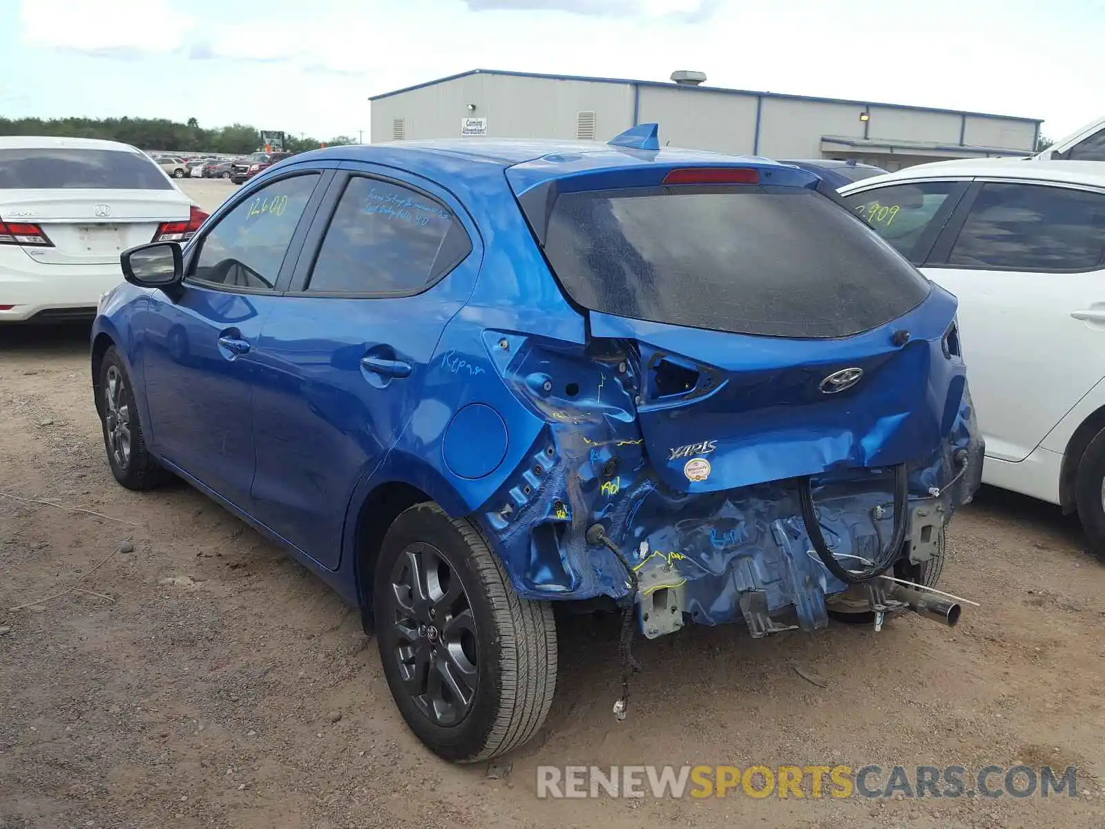 3 Photograph of a damaged car 3MYDLBJV9LY704742 TOYOTA YARIS LE 2020