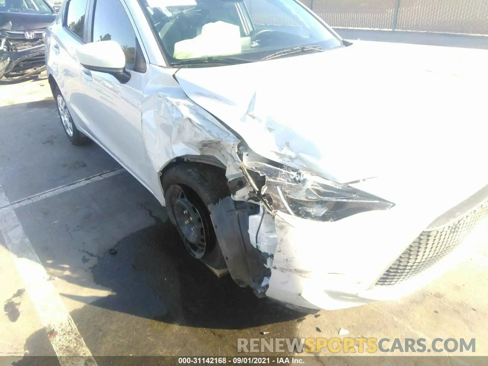 6 Photograph of a damaged car 3MYDLBYV0KY505292 TOYOTA YARIS SEDAN 2019