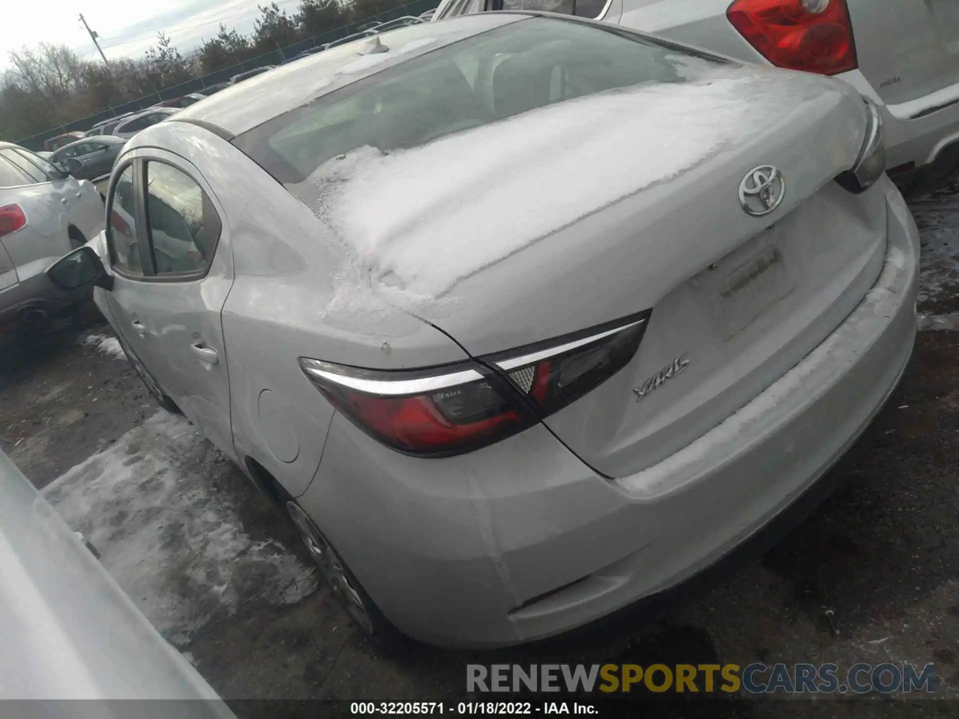 3 Photograph of a damaged car 3MYDLBYV0KY507026 TOYOTA YARIS SEDAN 2019