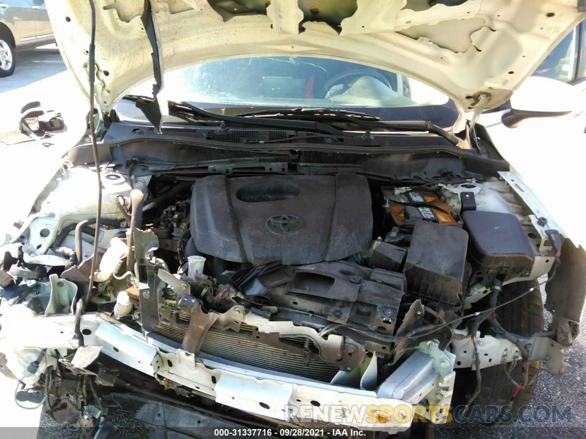 10 Photograph of a damaged car 3MYDLBYV0KY513733 TOYOTA YARIS SEDAN 2019