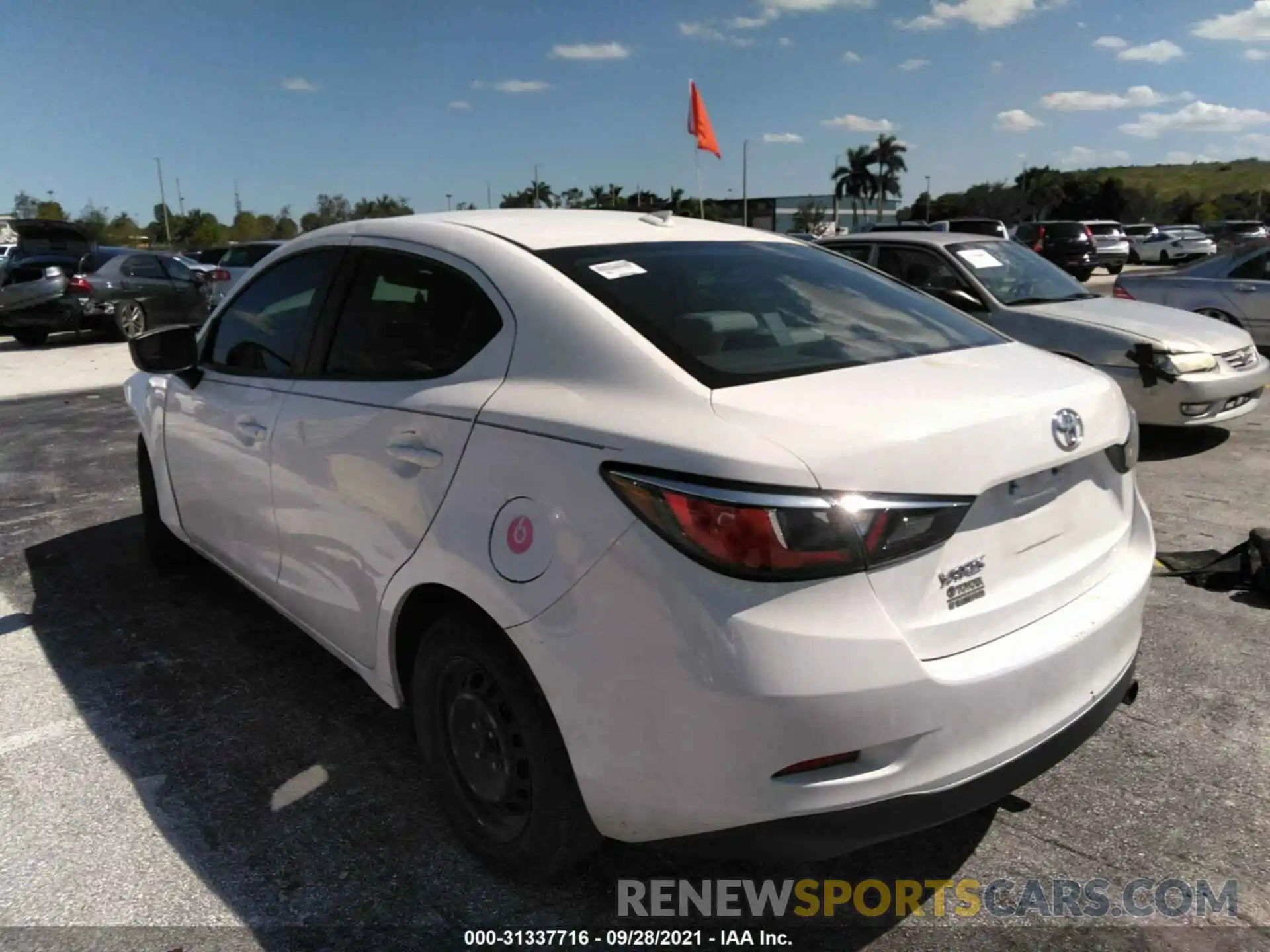 3 Photograph of a damaged car 3MYDLBYV0KY513733 TOYOTA YARIS SEDAN 2019