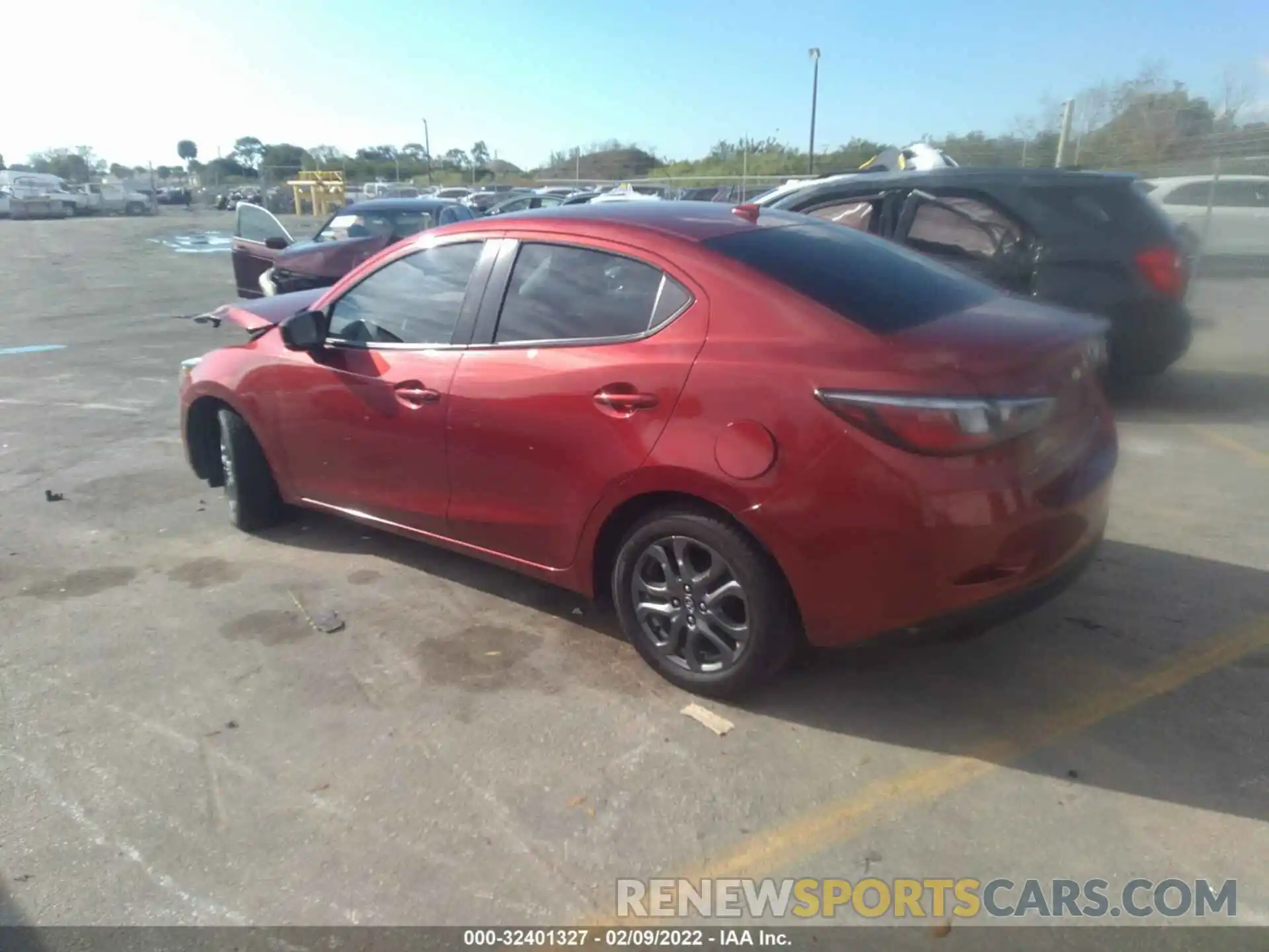 3 Photograph of a damaged car 3MYDLBYV0KY514364 TOYOTA YARIS SEDAN 2019